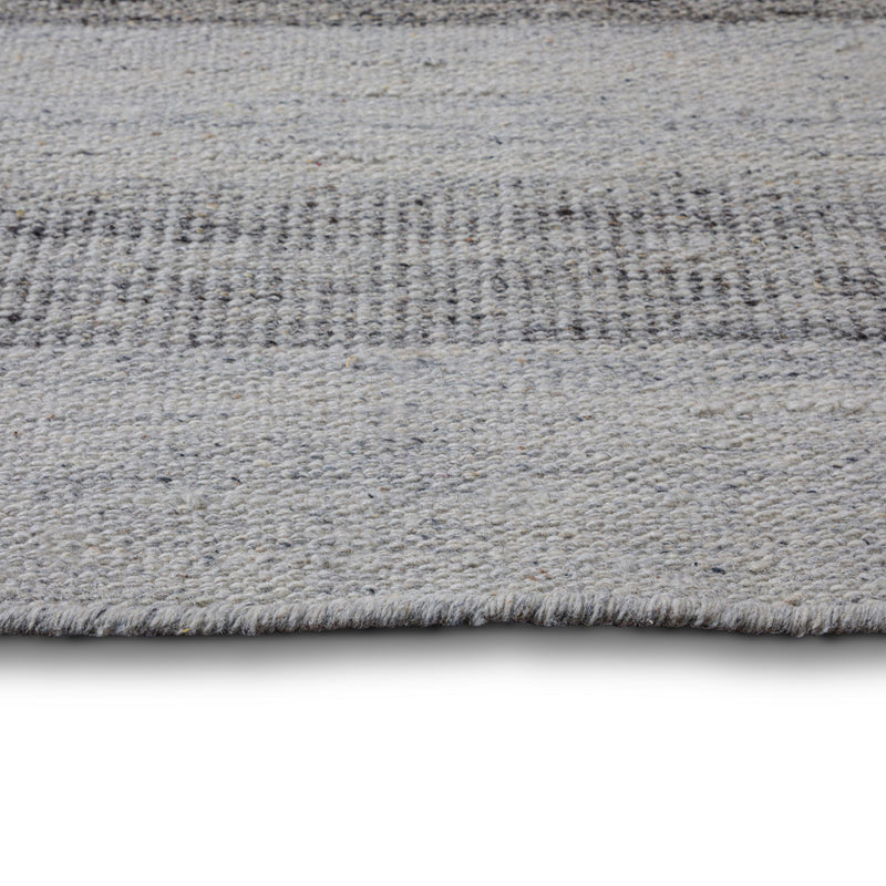 Hodges - 6' X 9' Area Rug - Ivory / Gray